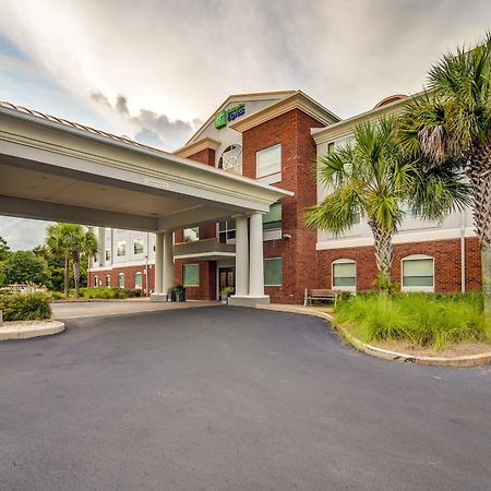 Holiday Inn Express Hotel & Suites Foley, An Ihg Hotel Exterior photo